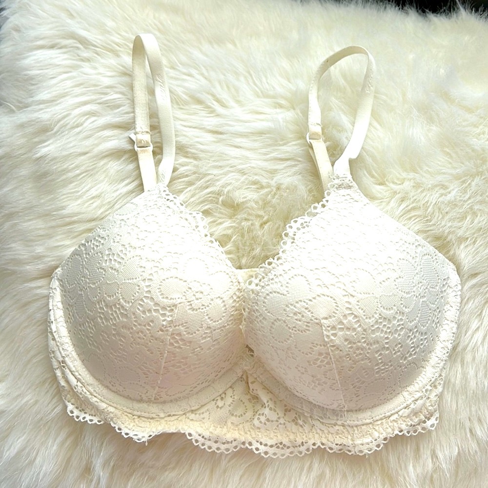 💕 5/$25 White Aerie push-up bra
